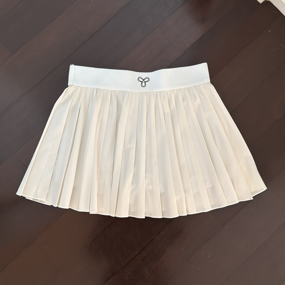 Aritzia Modena White Pleated Tennis Mini Skirt - Picture 5 of 5